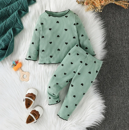 The Amari - Baby Girl Heart Print Long Sleeve Pajamas Outfit