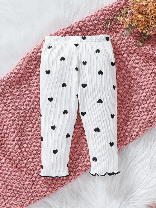 The Amari - Baby Girl Heart Print Long Sleeve Pajamas Outfit