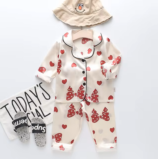 The Jodie - Baby Unisex Cute Print Pajamas Set - Beige Heart Print