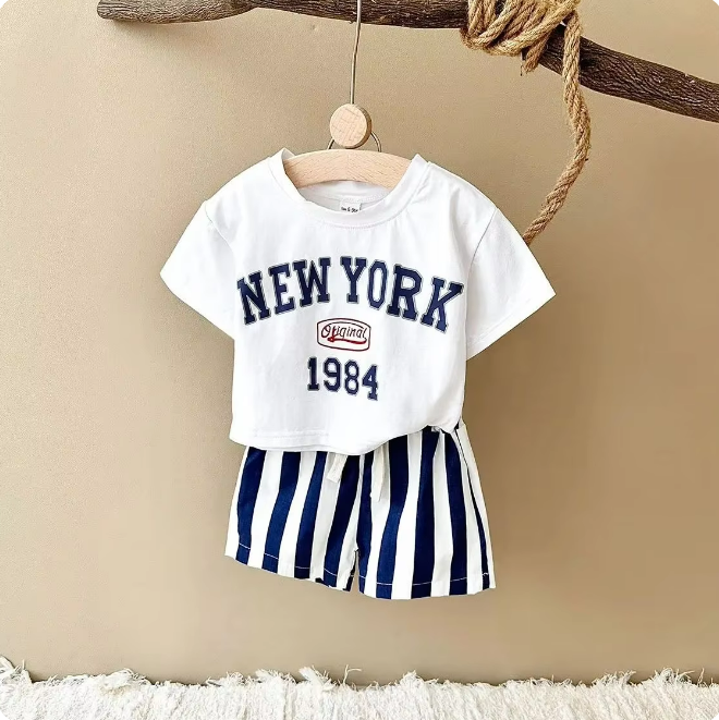 The Victor - Baby Boy New York Print T-Shirt + Bars Shorts